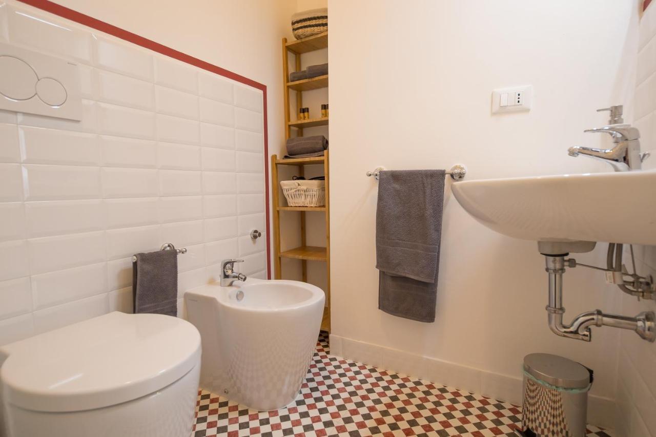 B&B In Acquaviva Ліворно Екстер'єр фото