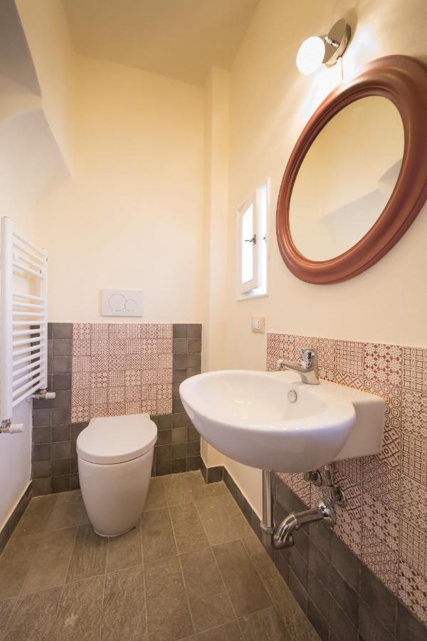 B&B In Acquaviva Ліворно Екстер'єр фото